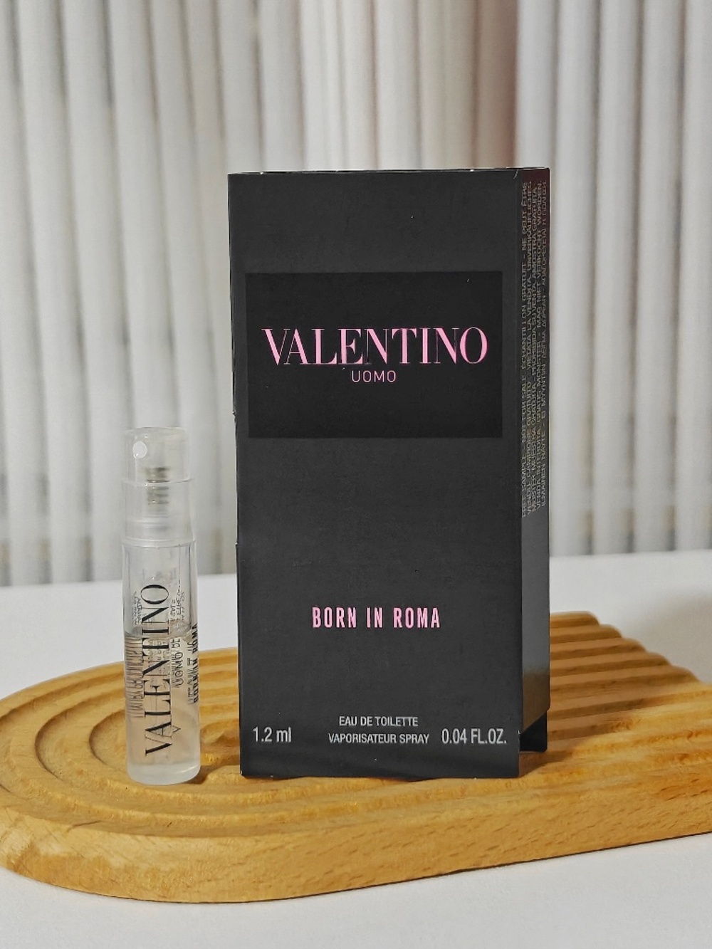 New Valentino Uomo Born in Roma EDT Sample Spray 1.2 ml/ 0.04 oz